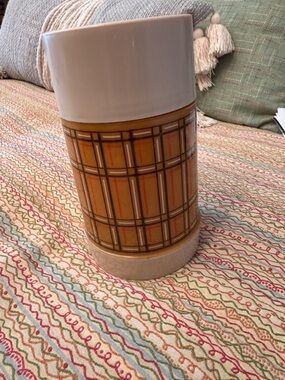 Vintage Aladdin's Best Buy thermos from the 1970s pint size great condition